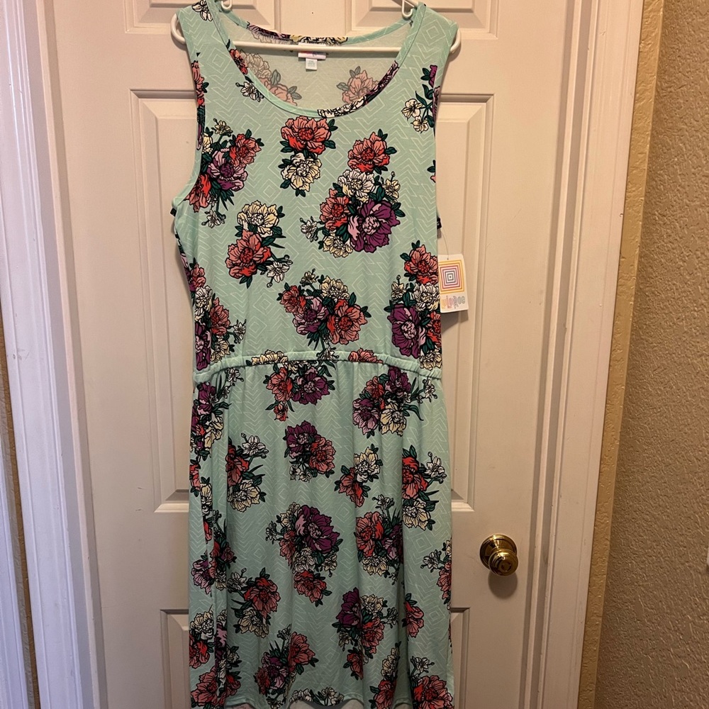 2XL Lularoe Summer